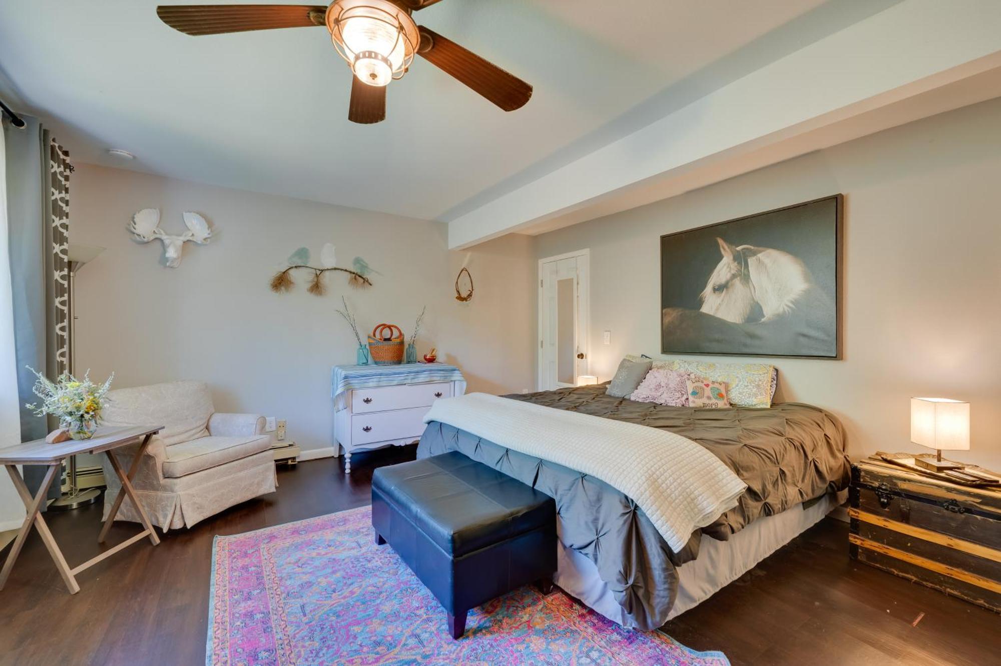 Stunning Golden Home With Deck About 35 Mi To Denver! Exterior foto